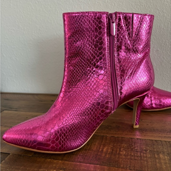 Torrid Pointed Toe Bootie - Picture 4 of 14